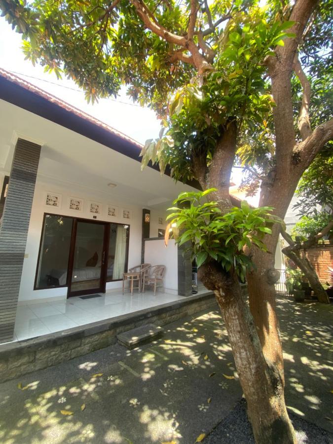 Nita Guest House Bali Canggu  Exterior photo